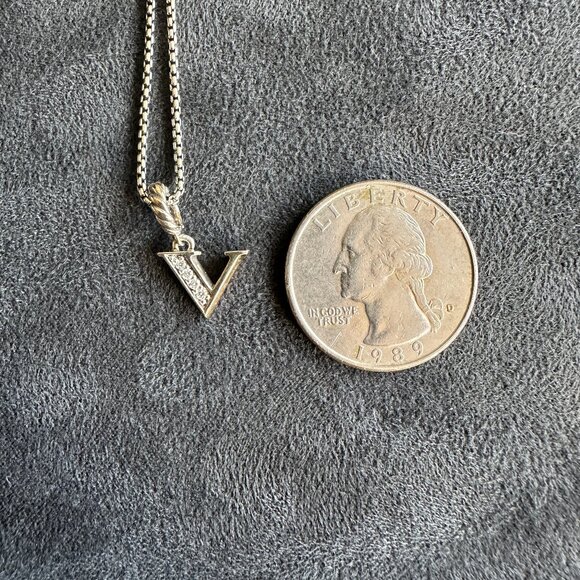 David Yurman Pavé Initial V Charm Necklace in Sterling Silver w/ White Diamonds - Picture 11 of 14